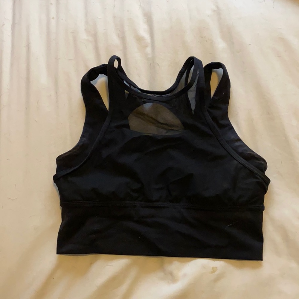 LULULEMON HIGH NECK SPORTS BRA